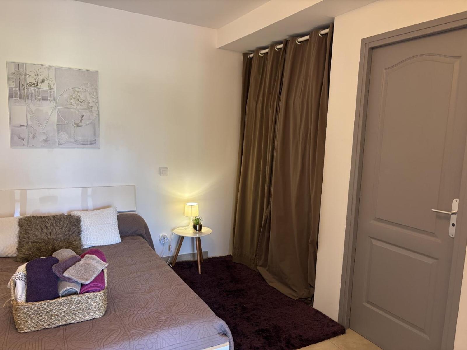 Appartement Romana Puissalicon 34 ภายนอก รูปภาพ
